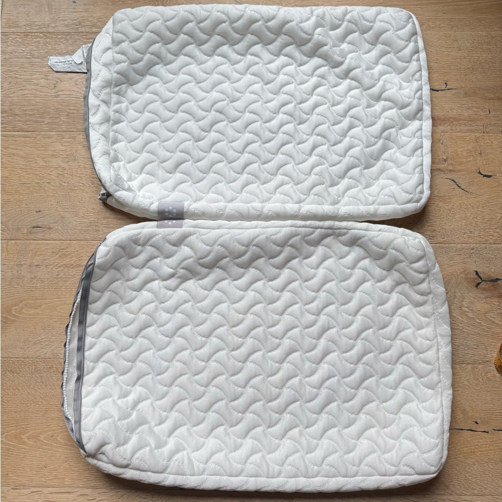 Tempur-Pedic Pillow Protector Cover set NWOT Price Firm!!!